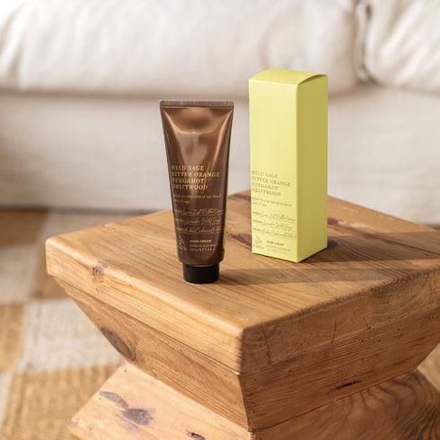 【癒し】Urban Rituelle APOTHECA ハンドクリーム SBS06