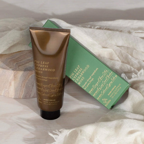 【癒し】Urban Rituelle APOTHECA ハンドクリーム SBS06