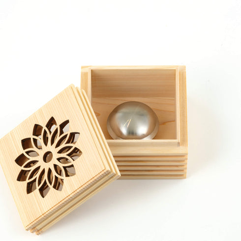 【ミニ骨壷・その他】こゆりシリーズ ライン透かし箱 T001